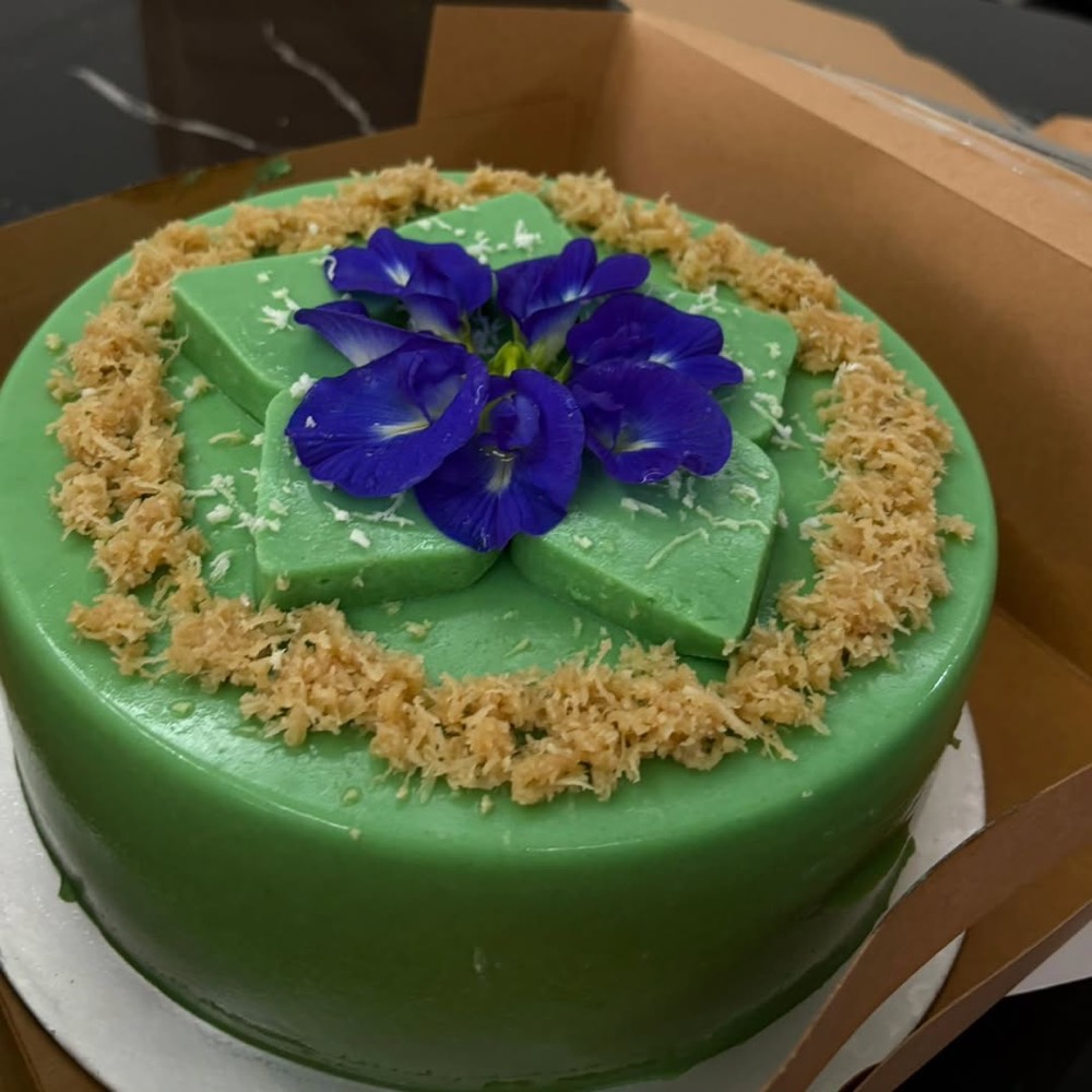 Pandan CoCoNut Jelly Cake, a cake by Luk's Bakery